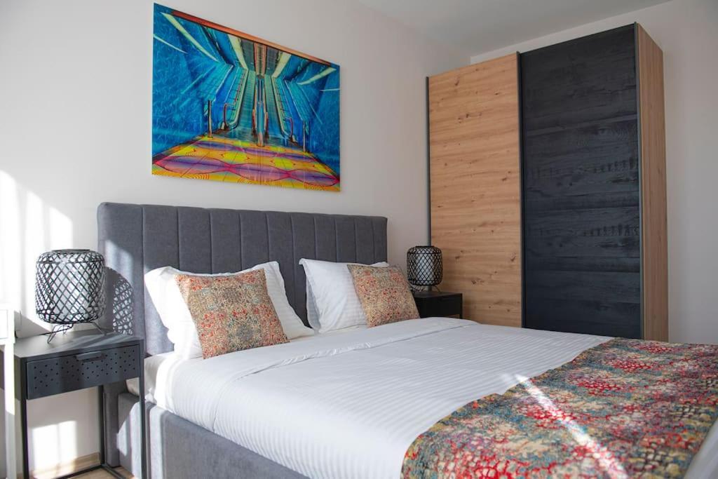 Madrid: A Modern 2-Bedroom Apartment With Parking Sófia Exterior foto